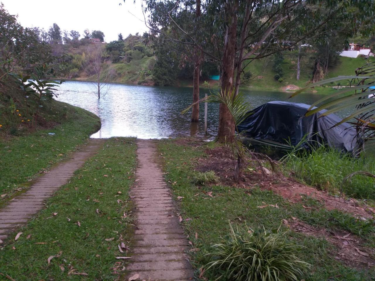 GuatapéLas Cabanas Castillos Del Lago别墅 外观 照片